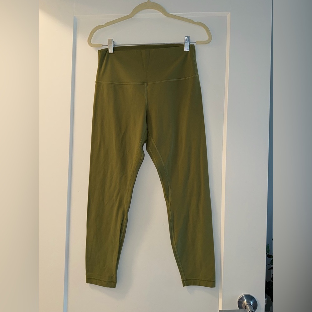 Cropped Lululemon Olive Green High-Waist Leggings